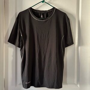 🆕Starter Men’s XL Shirt